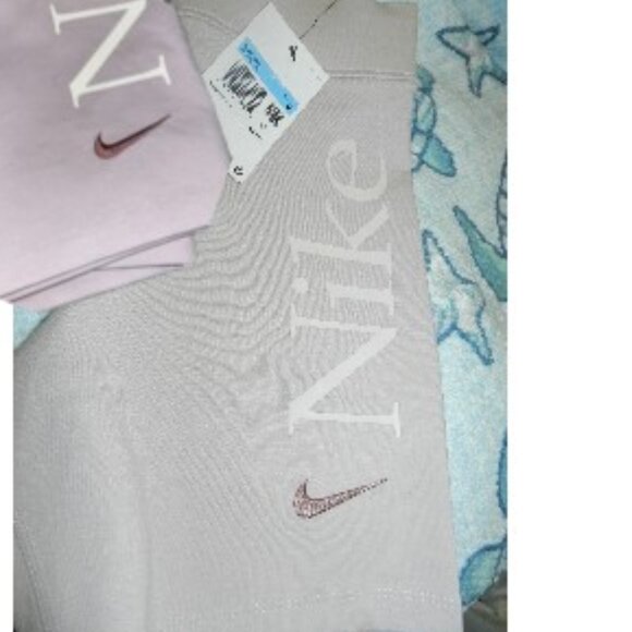 Nike Sportswear Classic High-Waisted 6" Graphic Biker Shorts🆕 FAST⌚📦🏃💨🚚 - Picture 3 of 16